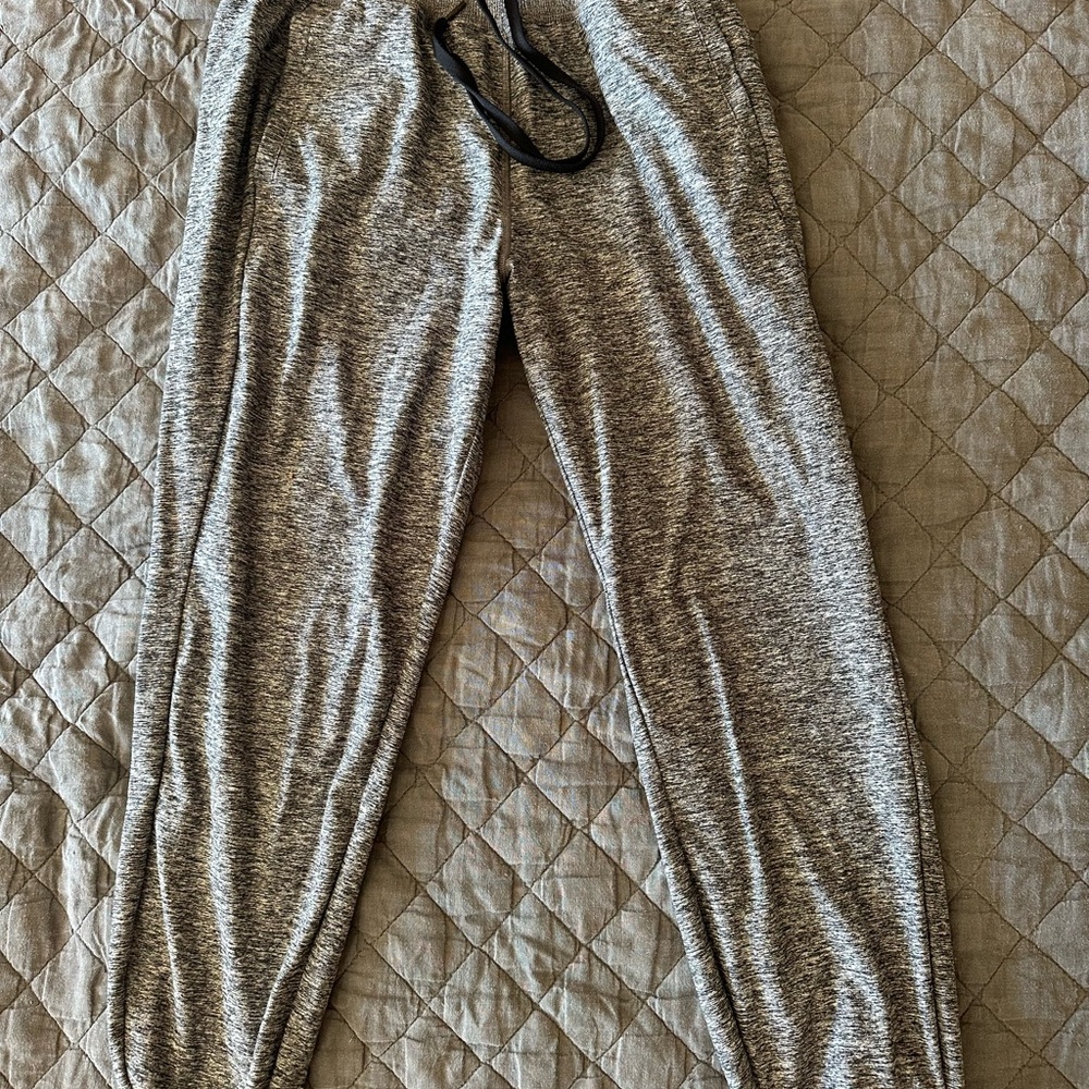 CALIA by Carrie Underwood Heathered Gray Joggers